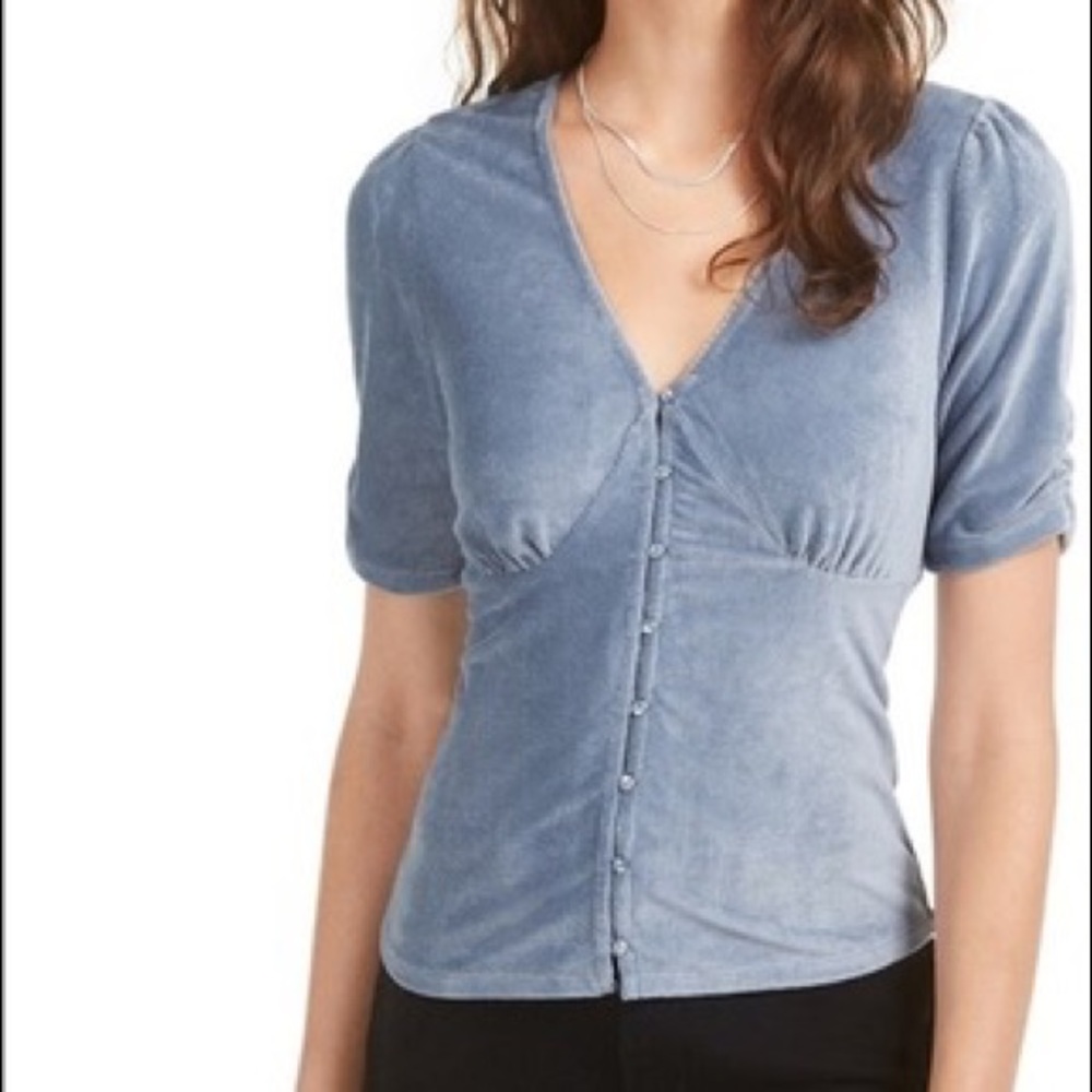 American Rag
Juniors' Ruched-Sleeve Rib-Knit Velvet Top
